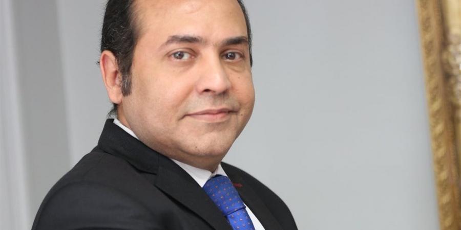 رئيس شعبة الاتصالات بغرفة القاهرة: مد مواعيد غلق المحال يدعم النشاط الاقتصادي