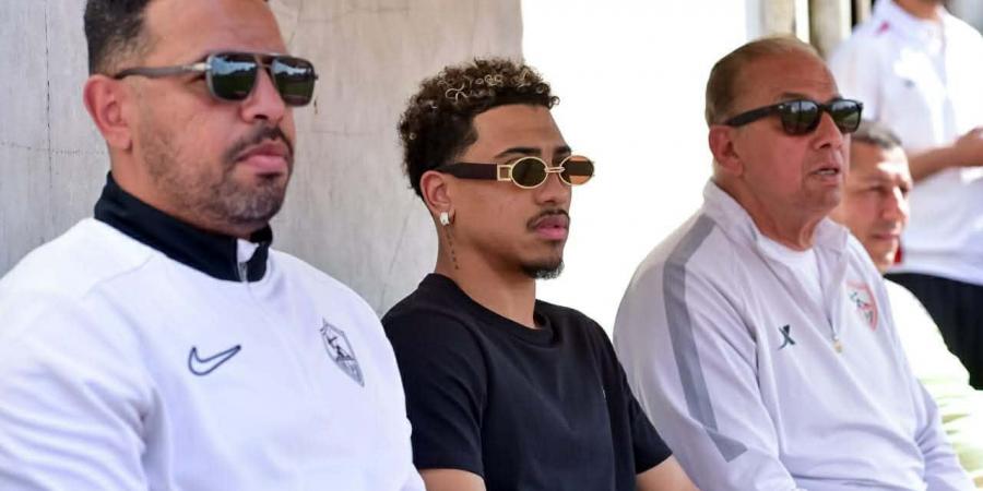 بيزيرا يؤازر لاعبي الزمالك 2007 أمام الأهلي فى بطولة الجمهورية