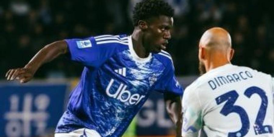 كومو يتقدم على إنتر 2-1 في شوط أول مثير بالدوري الإيطالي (فيديو)