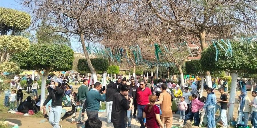 سعادة لا تنتهي.. الأطفال يحتفلون بشم النسيم بالرسم على وجوههم (فيديو)