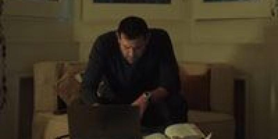 عالم مافيهوش حاجة بتيجي بالصدفة.. عمرو يوسف يعلن موعد عرض مسلسل الفرنساوي | فيديو