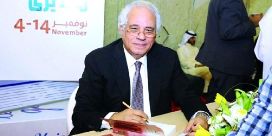 من يوكيو ميشيما إلى بول أوستر: كيف غيّر المترجم كامل يوسف حسين وجه الأدب العربي؟