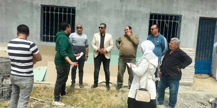 وكيل شباب القليوبية يتابع أعمال التطوير بمركز التنمية الشبابية بكفر شكر وميت الدريج