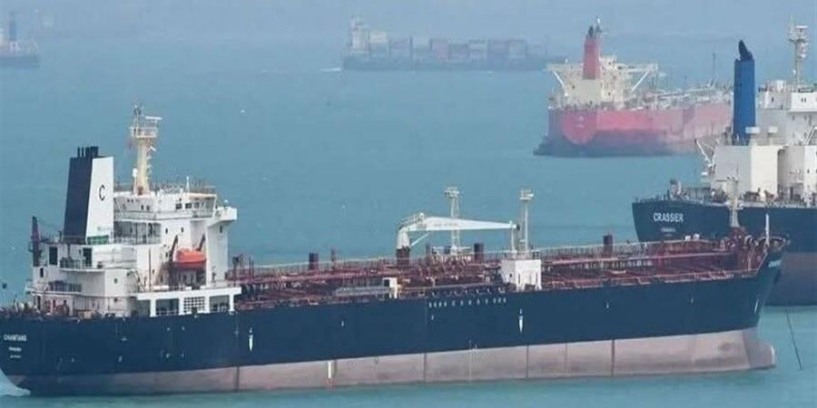 بعد تنفيذ الحصار الكامل لمضيق هرمز.. مصير السفن التي تحاول العبور