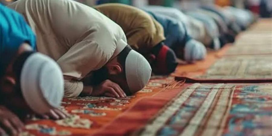 مواقيت ومواعيد الصلاة في مصر اليوم 15/4/2026