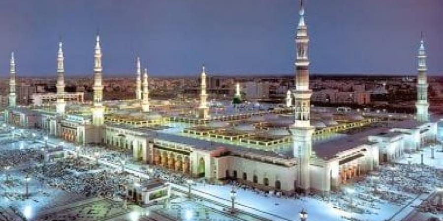 تنظيم برنامج مكثف لمراجعة حفظة القرآن الكريم بالمسجد النبوى