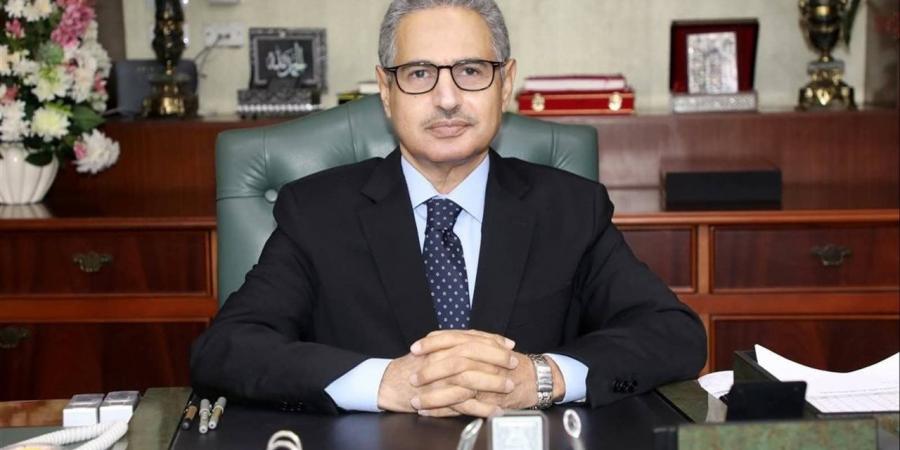 محافظ بني سويف يوجه بمراجعة الإجراءات المطلوبة استعدادا لموسم توريد القمح