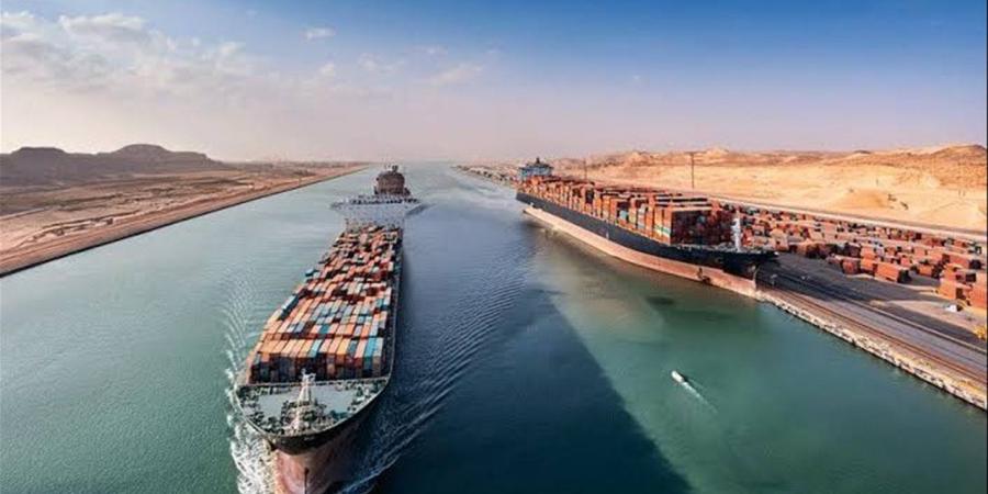 رئيس هيئة قناة السويس يشهد تدشين وحدات بحرية جديدة بالتمساح لبناء السفن