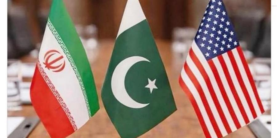 تفاصيل زيارة قائد الجيش الباكستاني إلى طهران