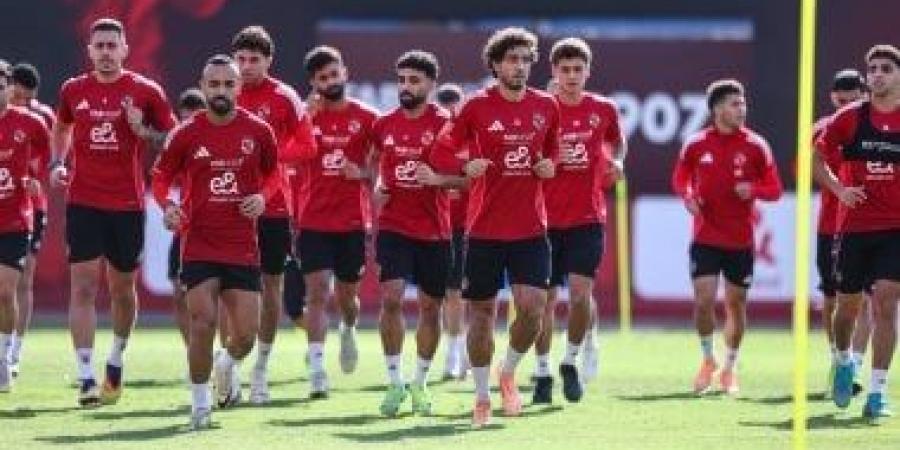 الأهلي يستقر على الاستغناء عن 3 لاعبين أجانب في الصيف.. تعرف عليهم