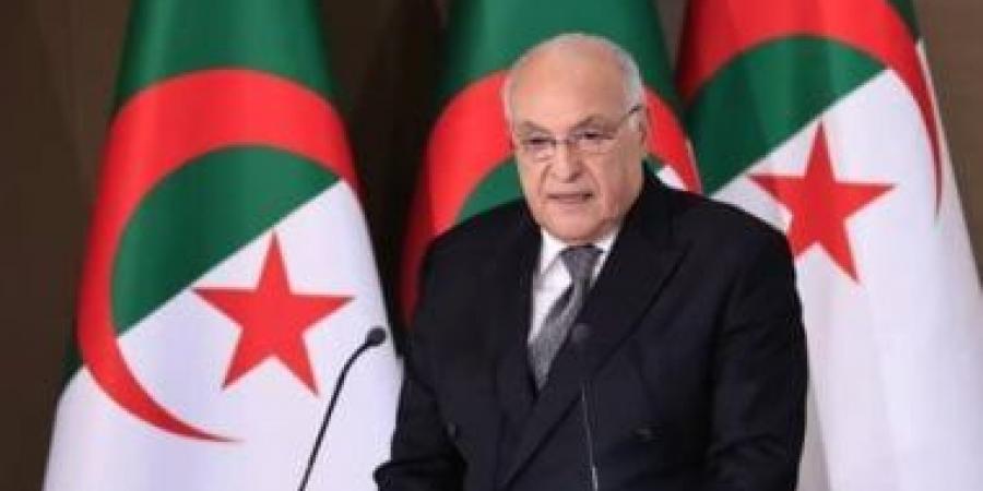 الجزائر وروسيا تبحثان تعزيز التعاون وتطورات الأوضاع بالمنطقة