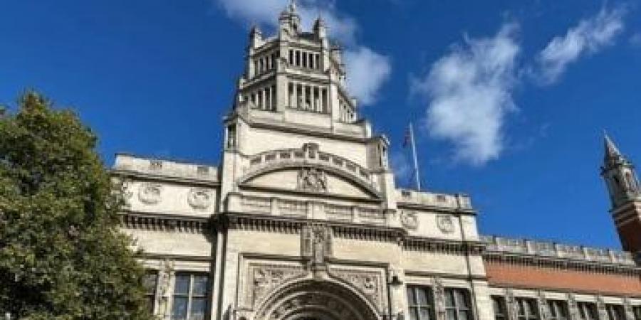 متحف فيكتوريا وألبرت يسحب مواد من كتالوجاته بسبب قوانين الرقابة الصينية