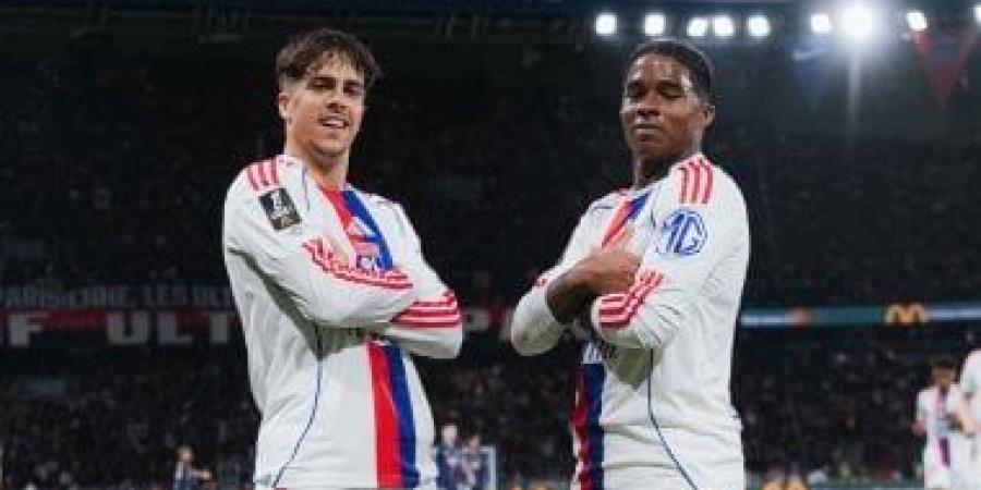 خسارة بي اس جي ضد أولمبيك ليون بثنائية في الدوري الفرنسي.. فيديو