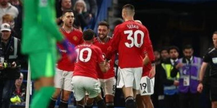 مانشستر يونايتد يتخطى تشيلسي بهدف كونيا في الدوري الإنجليزي.. فيديو