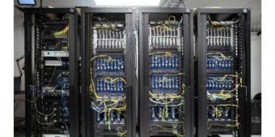 تقرير: نمو الذكاء الاصطناعى يواجه عقبة كبيرة بسبب تأخر مراكز البيانات