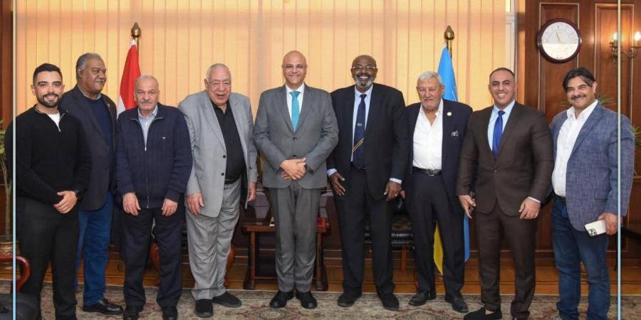 محافظ الإسكندرية يستقبل عادل فهيم لإعلان عن بطولة إفريقيا للياقة البدنية