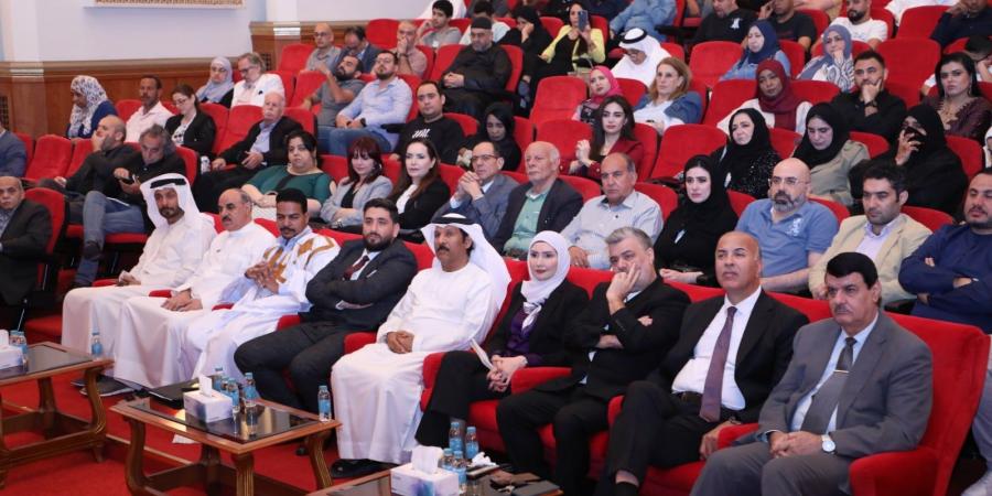 قصائد تنبع من المجتمع وتعالج قضاياه في أمسية بيت الشعر بالشارقة