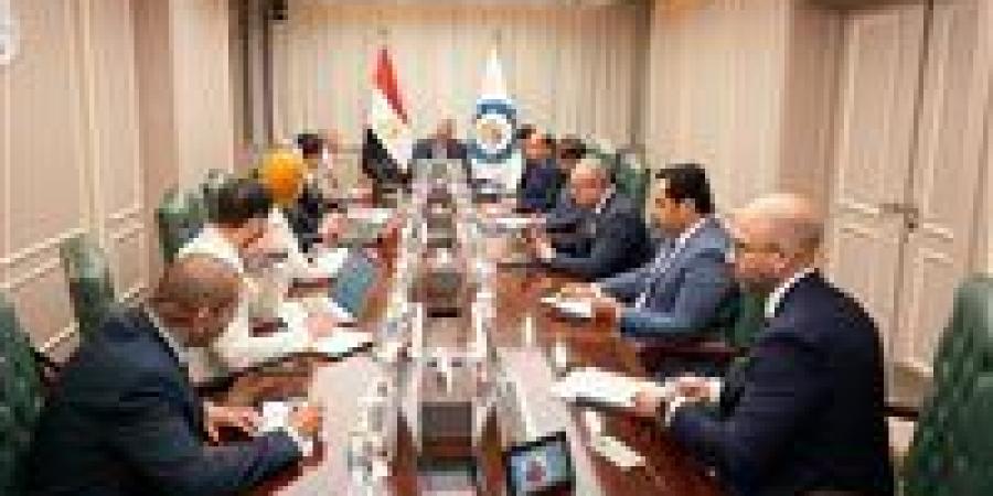 البترول: دعم لتعزيز مشاركة القطاع الخاص في أنشطة البترول والتعدين