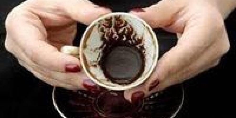 استخدامات مذهلة لبقايا القهوة داخل المنزل لا تتخلصي منها أبداً