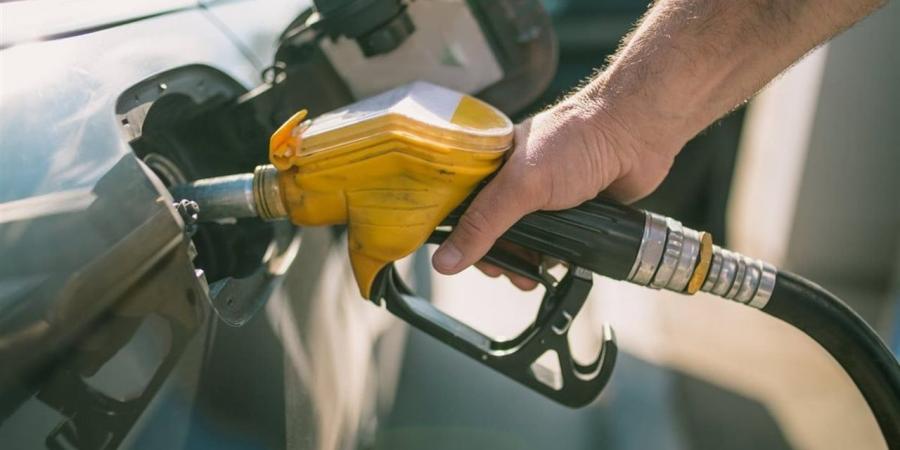 هدوء حذر بأسعار البنزين العالمية مساء اليوم والجالون يسجل 3.460 دولار