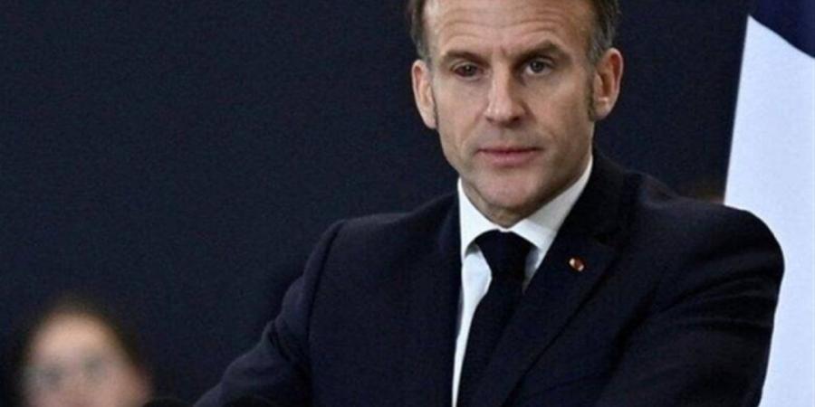 ماكرون يعتزل الحياة السياسية في عام 2027
