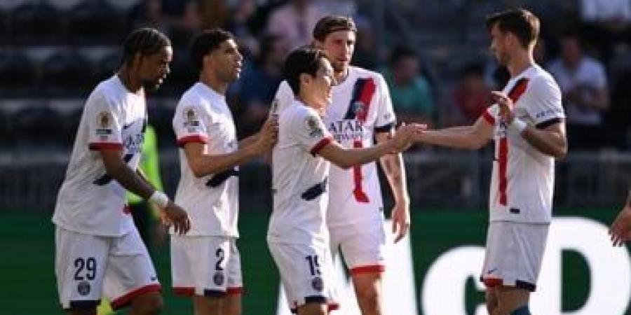 باريس سان جيرمان يدمر أنجيه بثلاثية ويقترب من حسم لقب الدوري الفرنسي