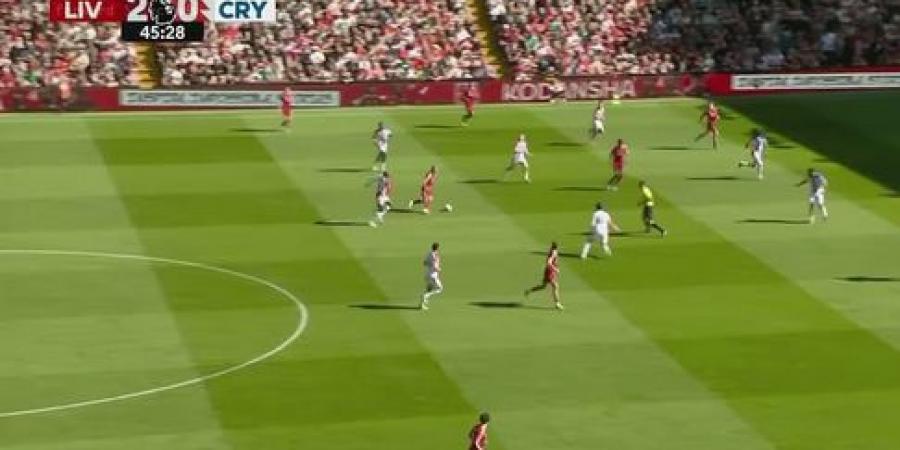 ليفربول ضد كريستال بالاس.. انطلاق الشوط الثاني من مباراة ليفربول وكريستال بالاس في الدوري الإنجليزي الممتاز