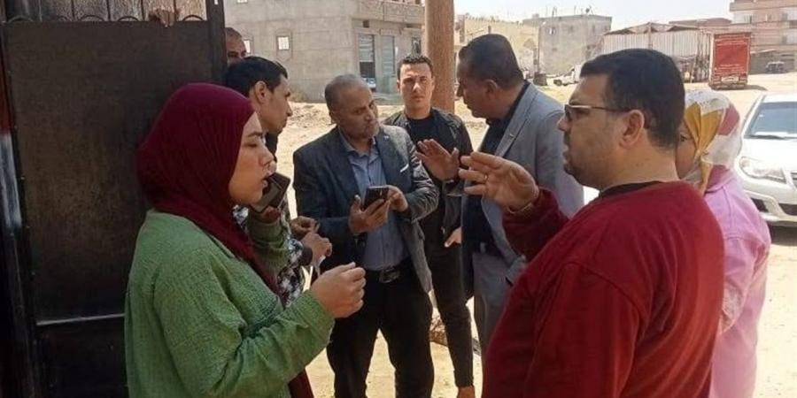 بعد لقاءهم مع المحافظ .. إنشاء نقطة بريد لاهالي ام الرضا بدمياط