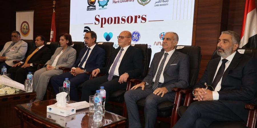 محافظ سوهاج يشهد افتتاح المؤتمر الطبي الدولي الخامس بسوهاج الجديدة