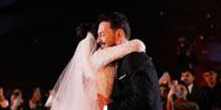 بكلمات مؤثرة.. ليلى أحمد زاهر توجه رسالة لوالدها بمناسبة عيد ميلاده| صور