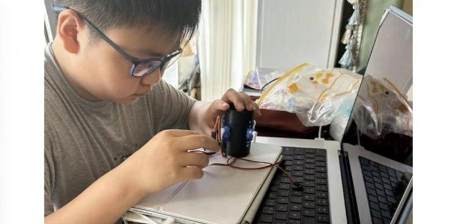 طفل صيني 14 عاما يبتكر محرك طائرة نفاثة بجهوده الذاتية