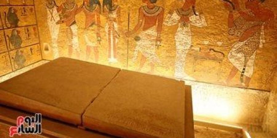 الذهب والأحجار الكريمة.. كيف تم تجهيز جسد الملك توت عنخ آمون للتحنيط؟