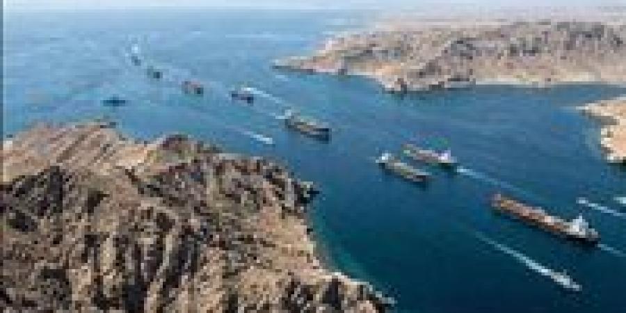 البحرية الأمريكية تستولي على شحنة نفط إيرانية بقيمة 380 مليون دولار