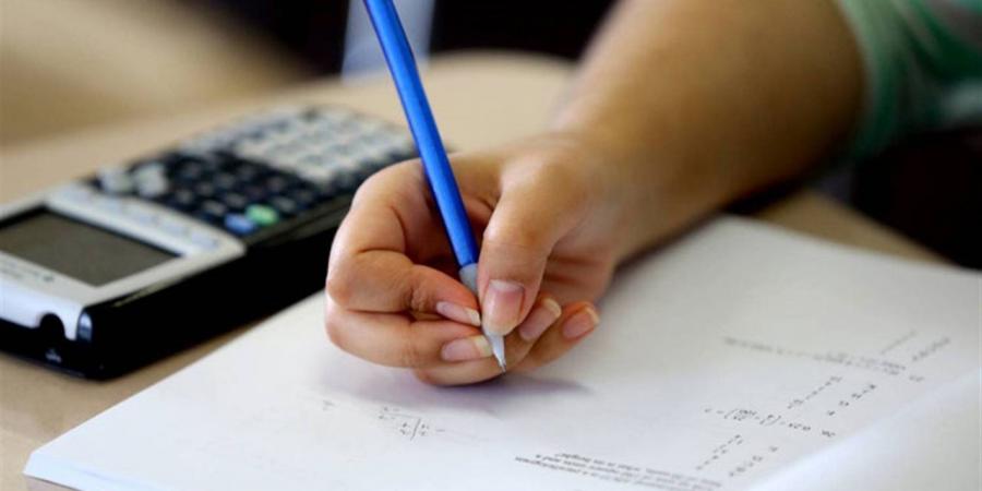 موعد بدء امتحانات الترم الثاني 2026 في مصر.. التفاصيل الرسمية