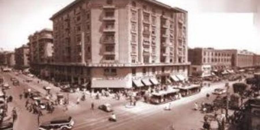 كيف غيرت المقاهى شكل الحياة الأدبية فى مصر عبر قرن؟