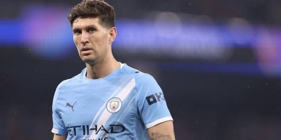 رسميًا.. جون ستونز يرحل عن مانشستر سيتي بنهاية الموسم