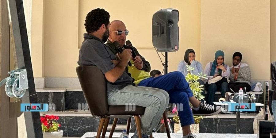 خيري بشارة يكشف كواليس صداقته مع عمر الزهيري في مهرجان الإسكندرية للفيلم القصير