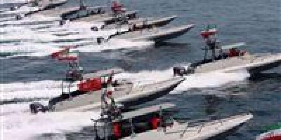 تحذير إيراني لأمريكا.. بحرية الحرس الثوري تتوعد واشنطن بتكتيكات عسكرية مفاجئة