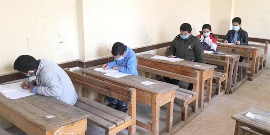 موعد امتحانات الشهادة الإعدادية والثانوية العامة 2026 في مصر.. الجدول الكامل