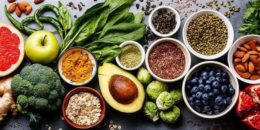 أطعمة يومية تعزز المناعة دون مكملات غذائية