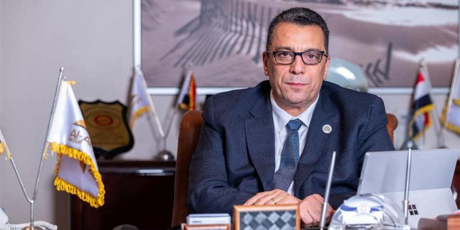 نائب: توجيهات الرئيس السيسي في عيد العمال تعزز دعم الصناعة الوطنية