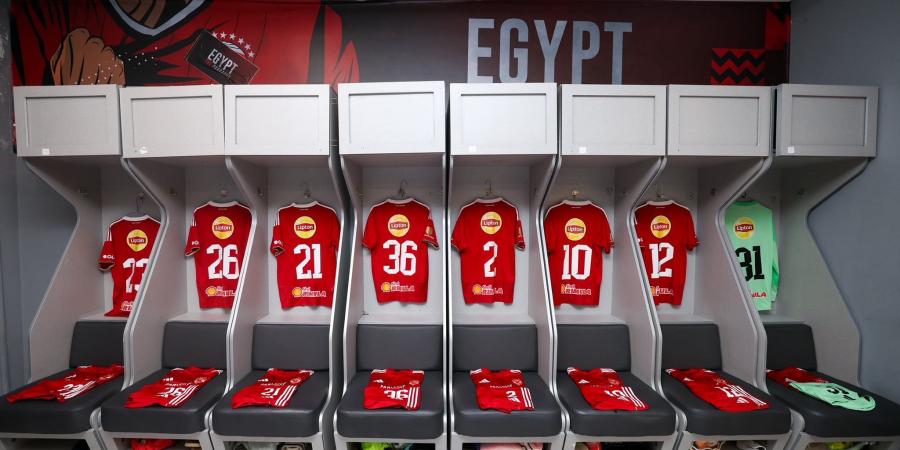 جولة فى غرفة ملابس الأهلى قبل لقاء الزمالك فى قمة الكرة المصرية