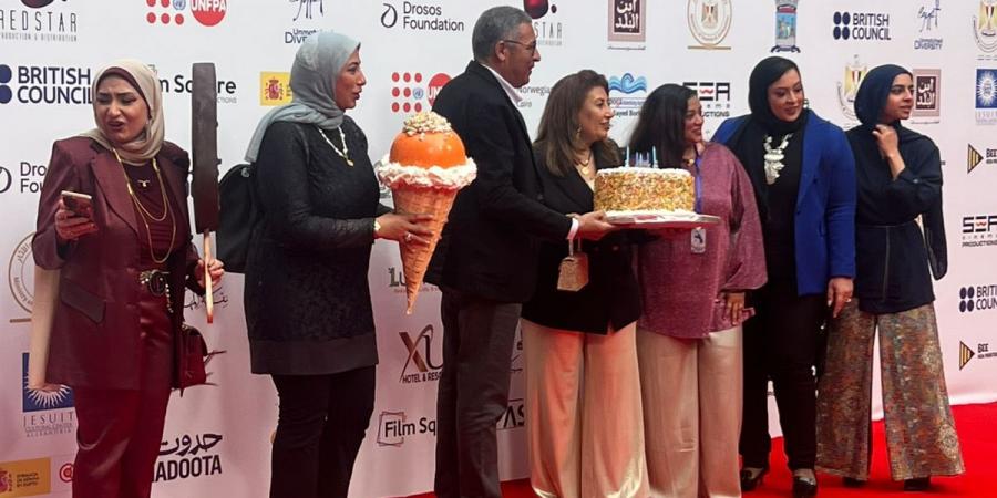 بالتورتة والأيس كريم.. متدربو ورشة التروكاج على ريد كاربت ختام مهرجان الإسكندرية للفيلم القصير