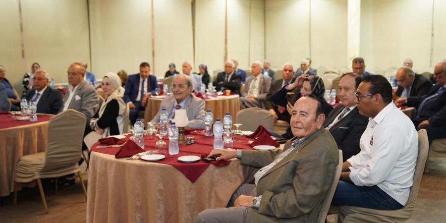 صالون جمال الدين الثقافى يناقش تأثير الحرب ضد إيران على الاقتصاد المصرى