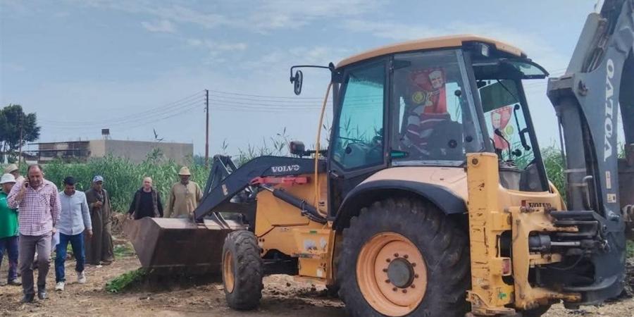 انطلاق حملات الموجة 29 لإزالة التعديات بمركز كوم حمادة بالبحيرة