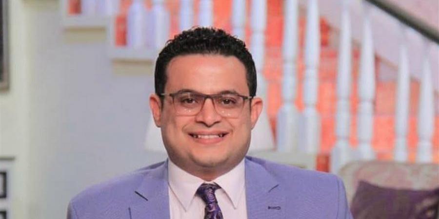 استشاري نفسي: تجسس الزوجة على زوجها يؤدي لأزمات مستمرة داخل البيت