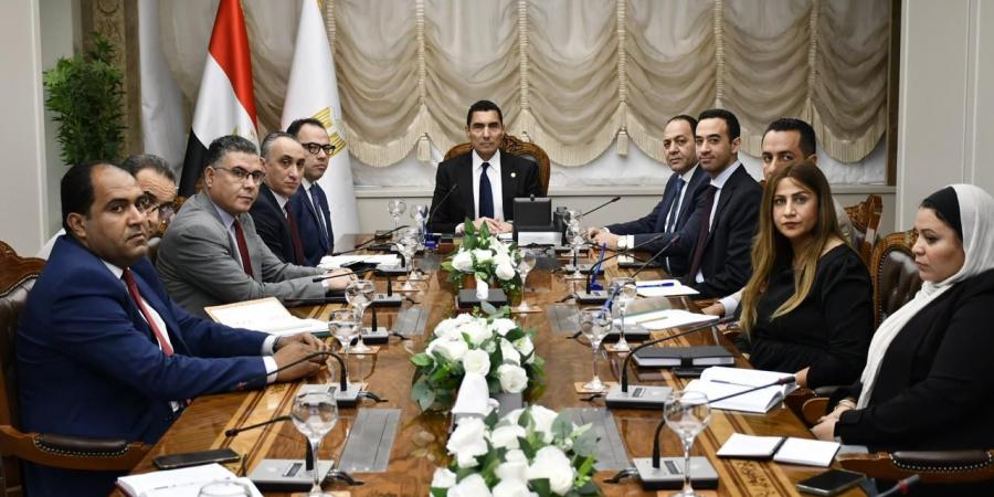وزير الرياضة يناقش تنظيم الألعاب الإفريقية 2027 بالقاهرة مع مفوضية الاتحاد الإفريقي