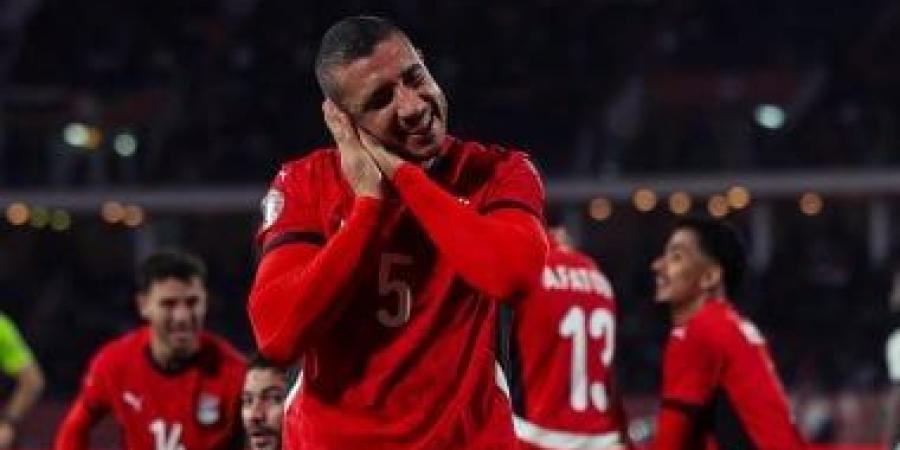 اتحاد الكرة يهنئ رامي ربيعة بعد تتويجه بالدوري الإماراتي مع العين