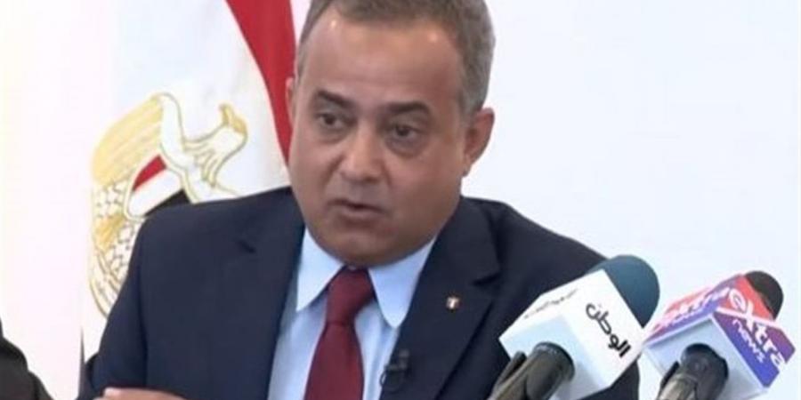 خبير عسكري يكشف السر وراء مشروع "الحرية" الأمريكي بشأن مضيق هرمز