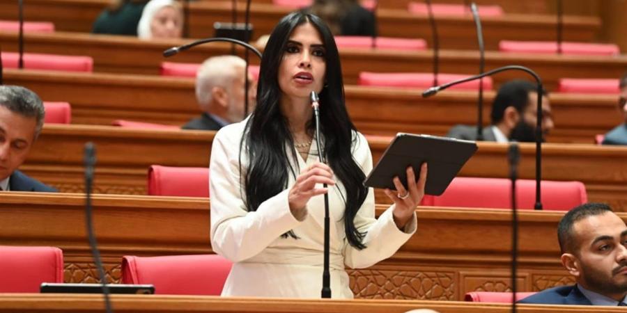 نائبة توافق على اتفاقية مشروع المرحلة الأولى من الخط الرابع للمترو